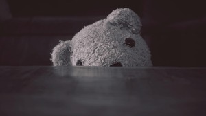 8-latka w środku nocy zniknęła z domu! Akcja poszukiwawcza pod Bełchatowem!