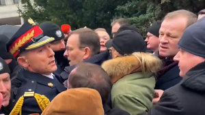 "Osiągnęliśmy swój cel". Kaczyński po niewpuszczeniu do Sejmu Wąsika i Kamińskiego