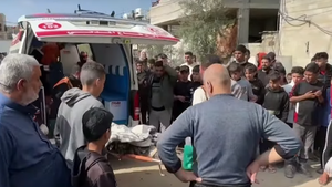 Izraelskie naloty zabiły ponad 100 osób w Rafah
