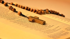 Codziennie przerywają sen, aby odmówić modlitwy. Wyjątkowa akcja zakonnic