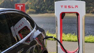 Tesla oskarżona o podglądanie właścicieli samochodów