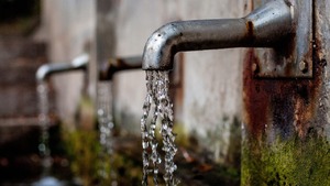 Zakaz picia wody z kranu! Powiatowa Stacja Sanitarno- Epidemiologiczna wydała decyzję!
