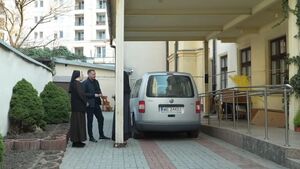 Chorzy pozbawieni transportu przez... Strefę Czystego Transportu. Państwo bezduszne