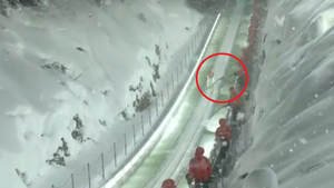 Absurdalna sytuacja w Zakopanem! Skoczek narciarski zderzył się... z dmuchawą