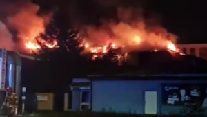 Potężny pożar w poznaniu. Płonie galeria handlowa! [VIDEO]