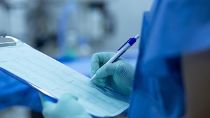 Znana aborterka bez pracy. Szpitale wycofują oferty