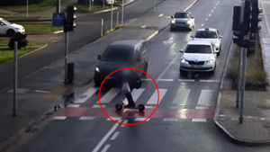 Szok w Olsztynie! Nastolatek wjechał wprost pod koła samochodu! [VIDEO]