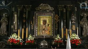 Maryjo, miej w opiece Polskę w tych trudnych czasach... Wierni modlili się na Jasnej Górze (TRANSMISJA LIFE)