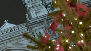 Rodzina Królewska zamieściła kontrowersyjne zdjęcie! Tak życzy Wesołych Świąt?