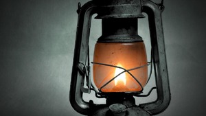 Ewangelia na dziś. Nikt nie stawia lampy pod łóżkiem
