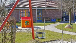 Półtoraroczny chłopiec wyszedł ze żłobka w Piastowie. Opiekunki nawet tego nie zauważyły!