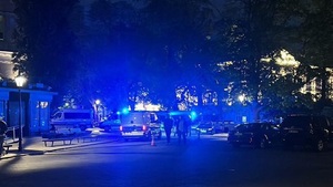 Krwawa jatka na Uniwersytecie Warszawskim. Oprawca rąbał siekierą