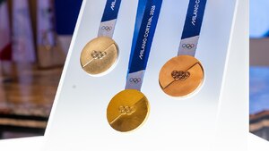 Medale z zimowych igrzysk rozpadają się w rękach. Nieprawdopodobna nieudolność organizatorów