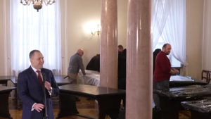 Demontaż Okrągłego Stołu. Burza po decyzji Nawrockiego!
