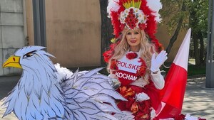 Polska, Pani Polska... Dzisiaj biało-czerwona