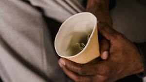 Ewangelia na dziś. "Jakaś wdowa wrzuciła tam dwa pieniążki"