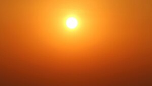 Klimatyczny absurd. Anglicy chcą „przyciemnić Słońce”