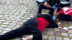 Leżał we krwi w centrum Warszawy! Strażnicy Miejscy nie mogli uwierzyć, że...!