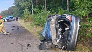 Znaleźli kompletnie rozbite, puste auto! Co się stało z kierowcą?!