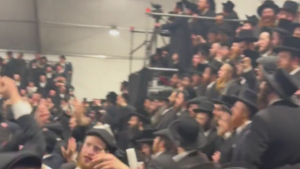 "Śpiewy i tańce!" Kilkuset Chasydów świętowało pod Częstochową! [VIDEO]