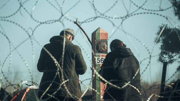 Nielegalni migranci przedostali się do Polski. Trwają poszukiwania