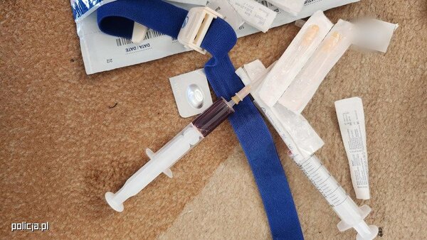 Zwłoki kobiety w windzie! Ujawniono szokujące szczegóły!