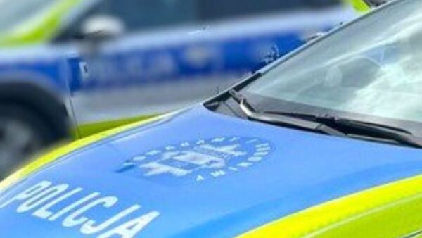 Giżycka taksówka jechała zygzakiem. W środku dokonano makabrycznego odkrycia!